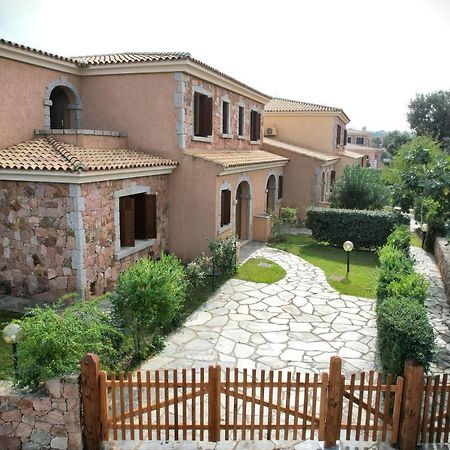 Ville Del Mar San Teodoro  Extérieur photo
