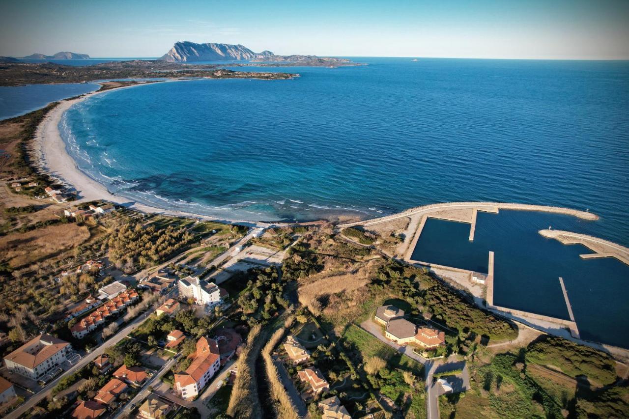 Ville Del Mar San Teodoro  Extérieur photo