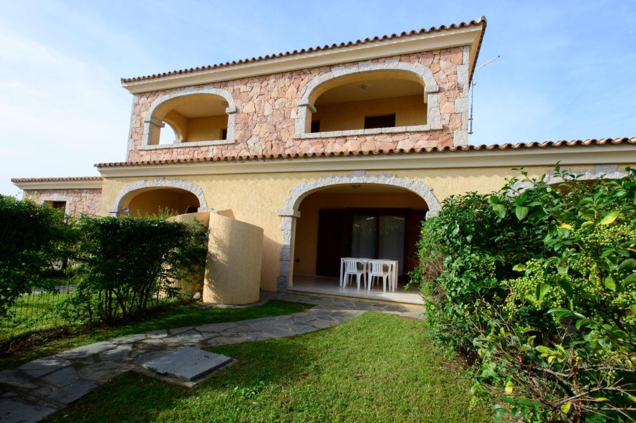 Ville Del Mar San Teodoro  Extérieur photo