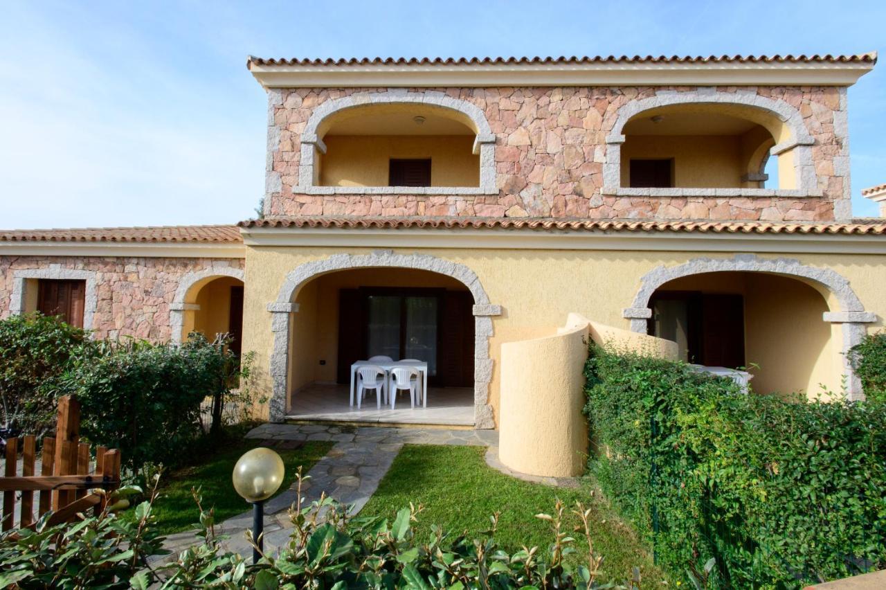 Ville Del Mar San Teodoro  Extérieur photo
