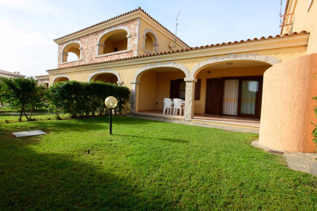 Ville Del Mar San Teodoro  Extérieur photo