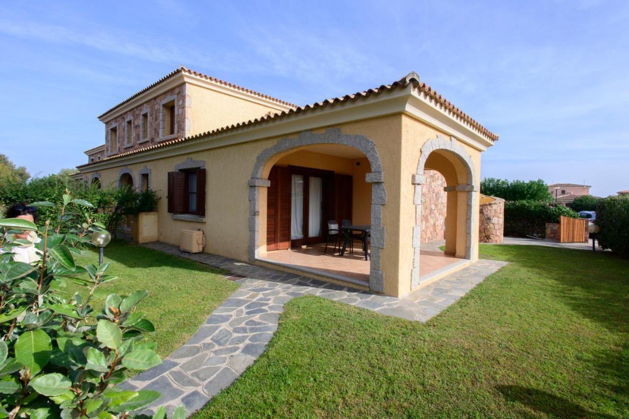 Ville Del Mar San Teodoro  Extérieur photo