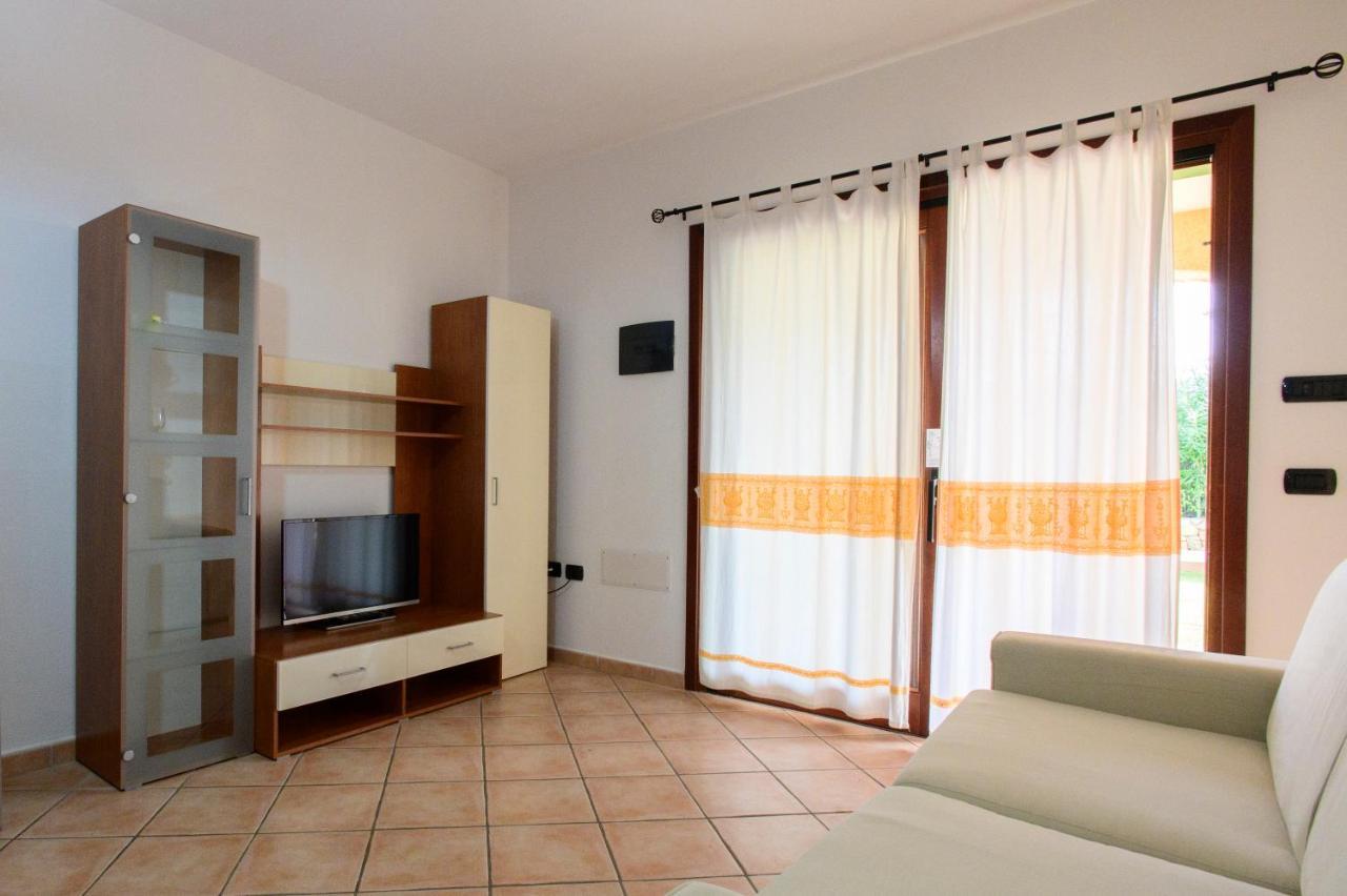 Ville Del Mar San Teodoro  Extérieur photo