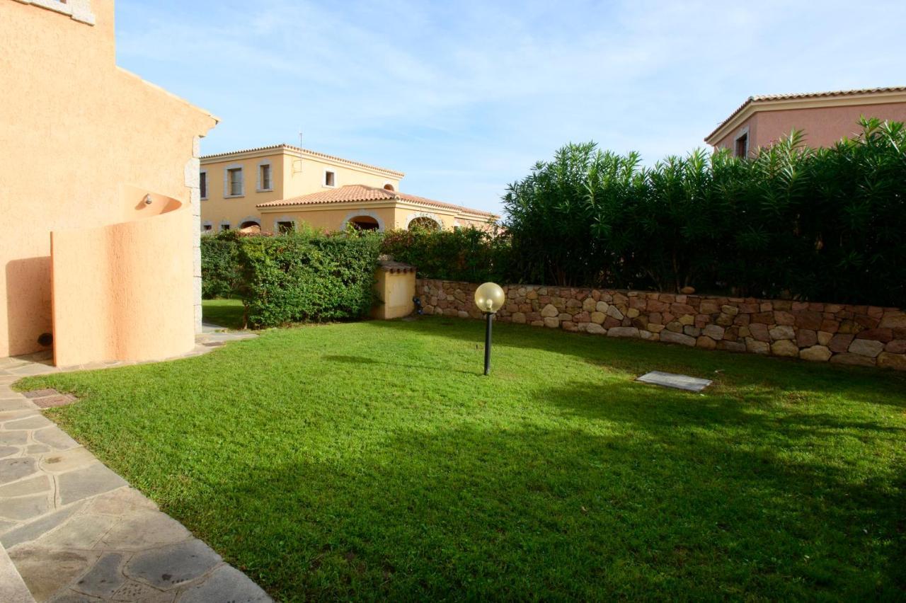 Ville Del Mar San Teodoro  Extérieur photo