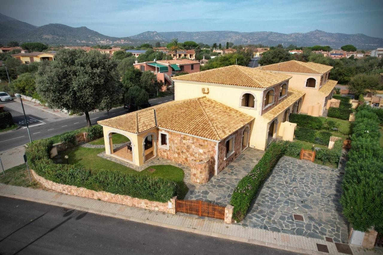 Ville Del Mar San Teodoro  Extérieur photo