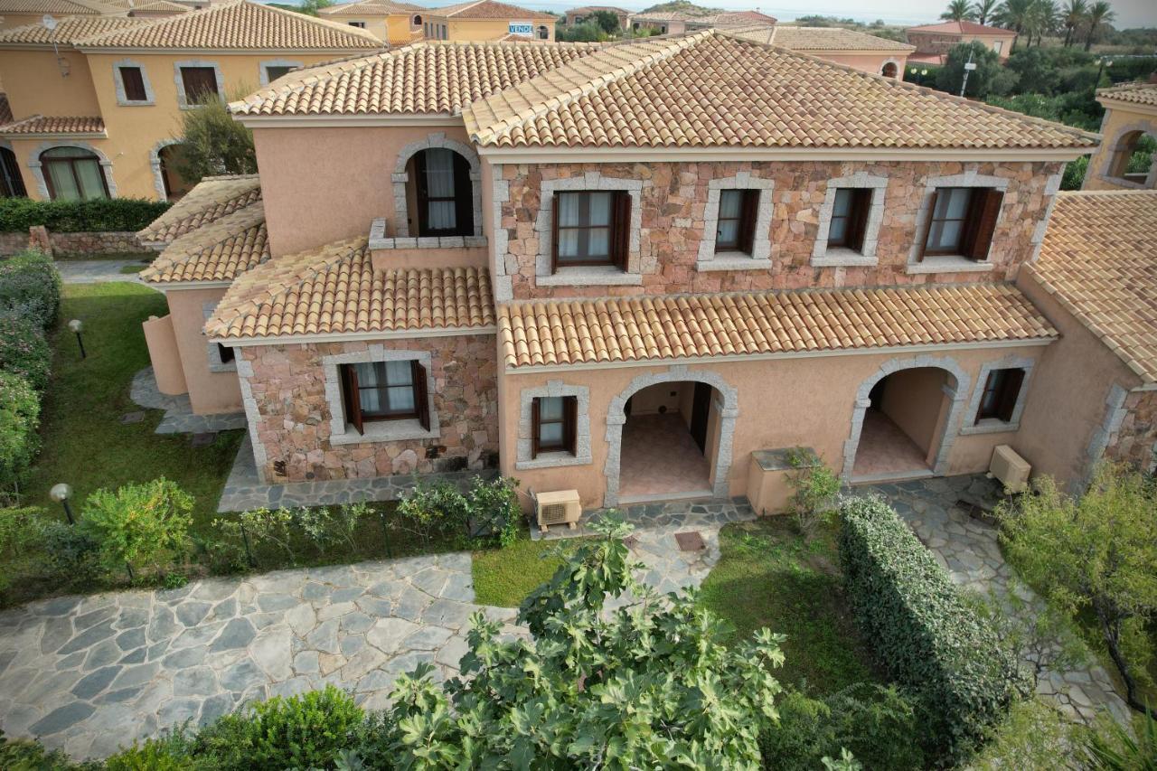 Ville Del Mar San Teodoro  Extérieur photo