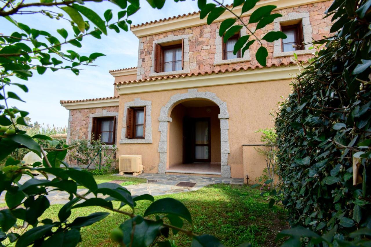 Ville Del Mar San Teodoro  Extérieur photo