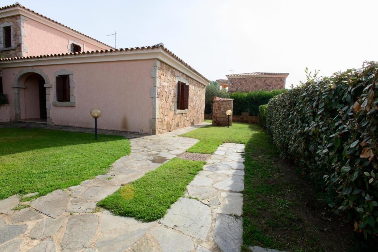 Ville Del Mar San Teodoro  Extérieur photo