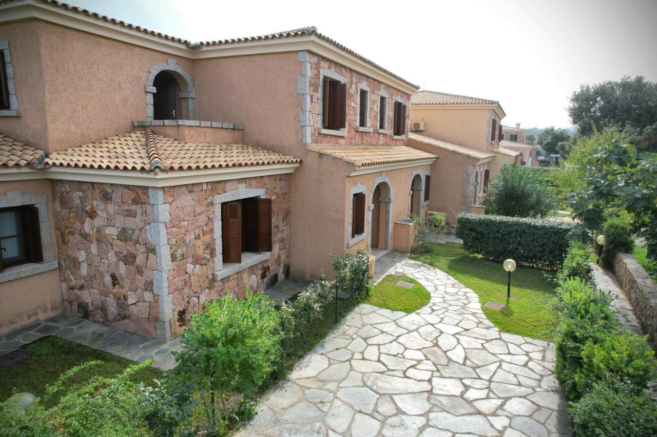 Ville Del Mar San Teodoro  Extérieur photo