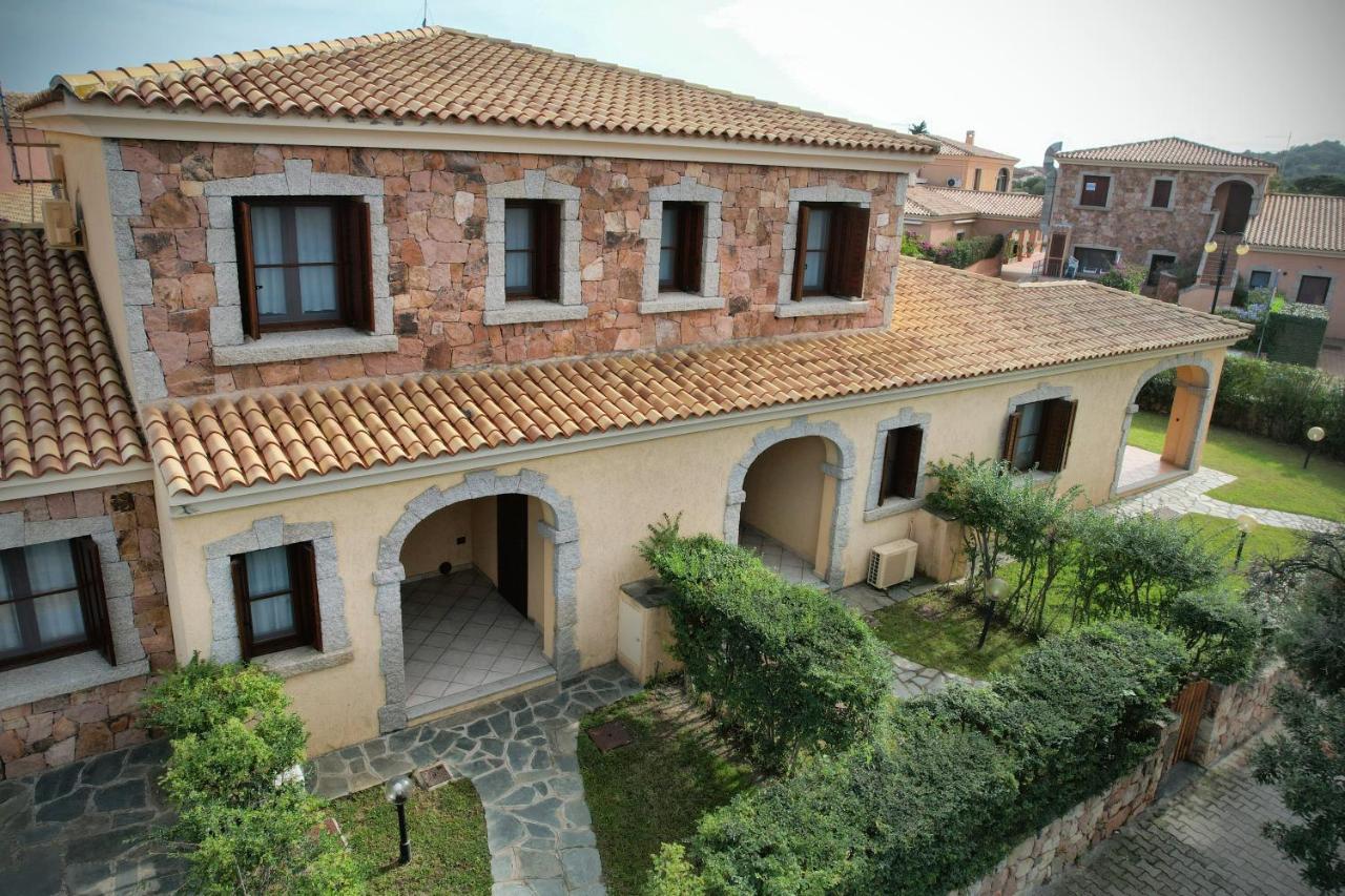 Ville Del Mar San Teodoro  Extérieur photo
