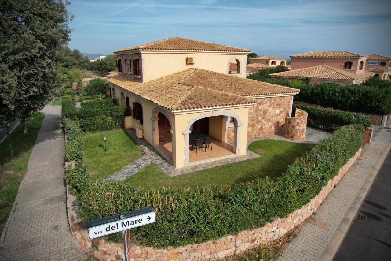 Ville Del Mar San Teodoro  Extérieur photo
