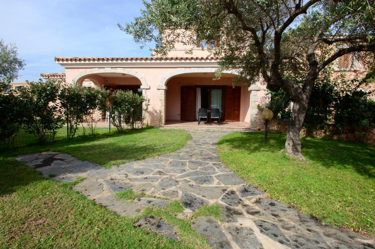 Ville Del Mar San Teodoro  Extérieur photo