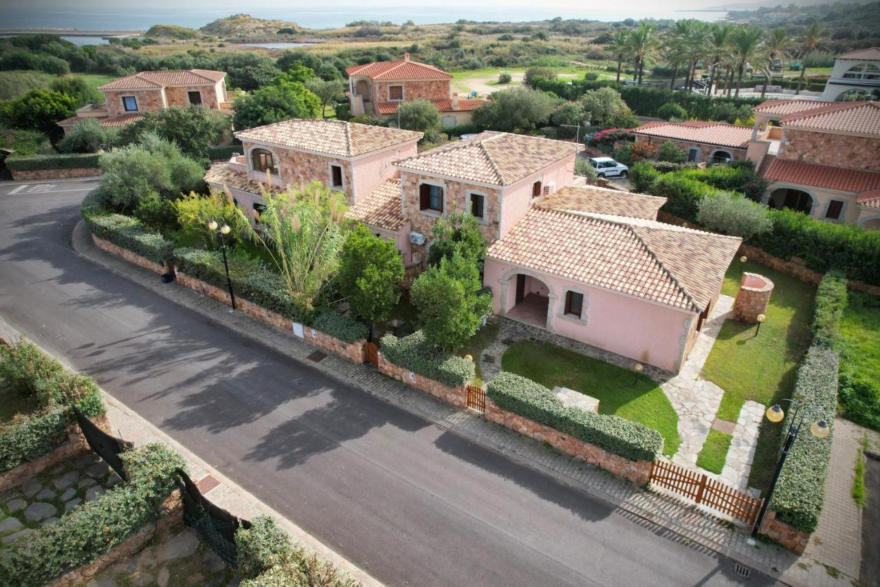 Ville Del Mar San Teodoro  Extérieur photo